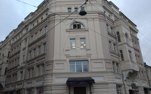 Особняк «Милютинский 13» 647 м²