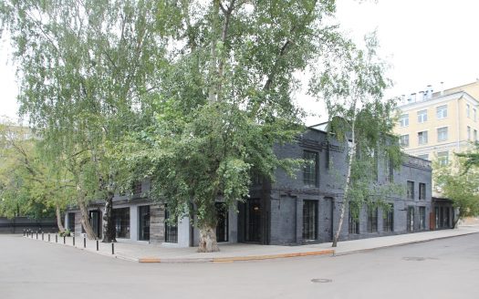 Бизнес центр «Лакки плюс» 383 м²