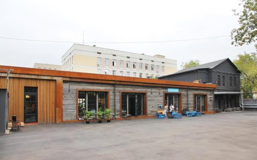 Бизнес центр «Лакки плюс» 383 м²