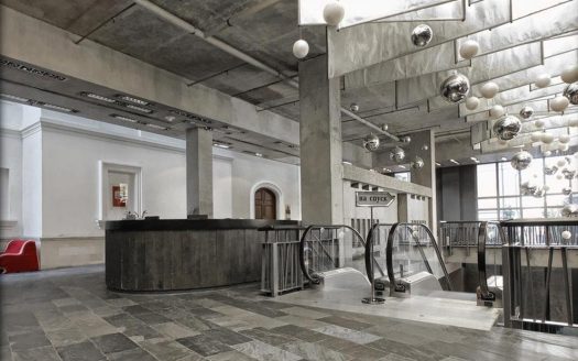 Деловой дом «Знаменка» 398 м²