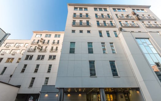 Собственник «Midland Plaza» (Мидланд Плаза)