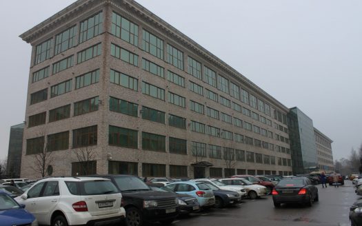 Бизнес центр «Верейская Плаза 1» 499 м²